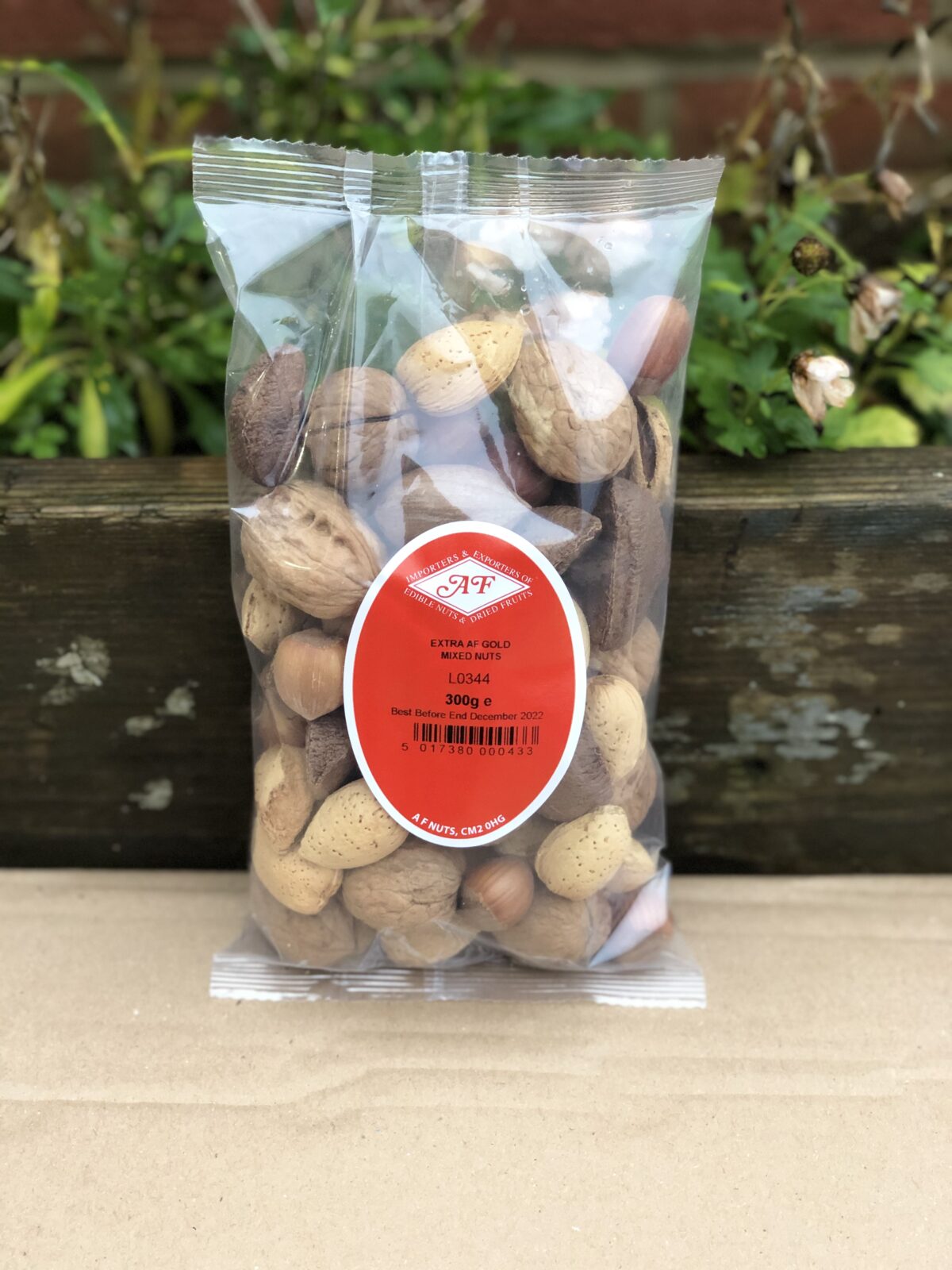 mixed-nuts-in-shell-300g